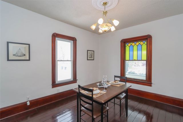 224 W Main Street, Oxford, IA 52322