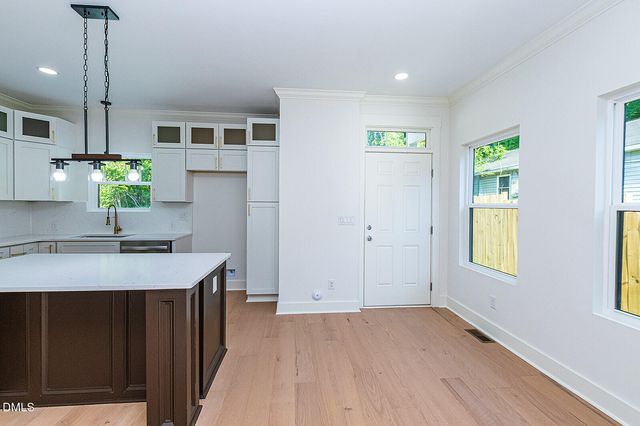 1508 N Hyde Park Avenue, Durham, NC 27701