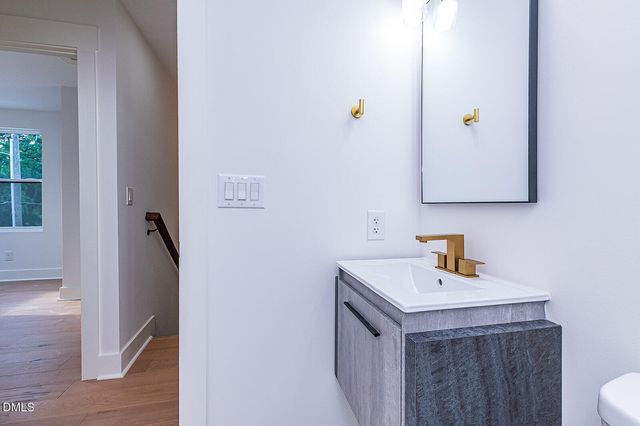 1508 N Hyde Park Avenue, Durham, NC 27701
