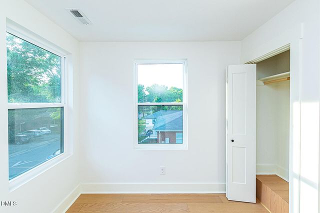 1508 N Hyde Park Avenue, Durham, NC 27701