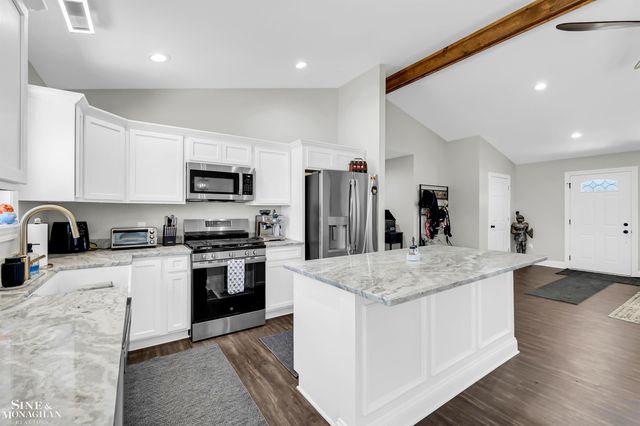 243 Oregon Avenue, Marysville, MI 48040