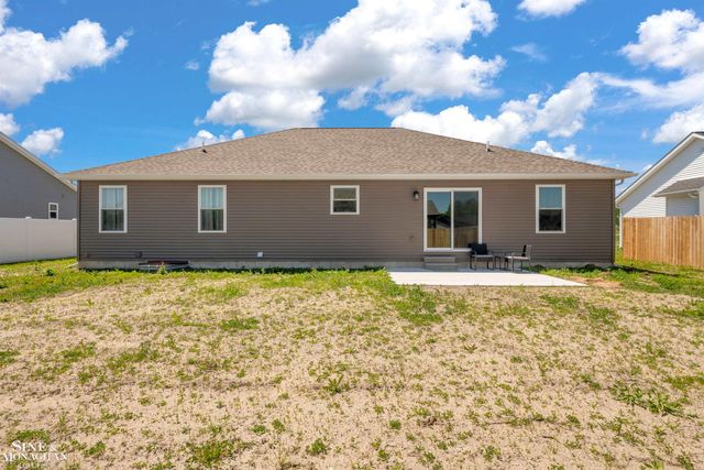 243 Oregon Avenue, Marysville, MI 48040