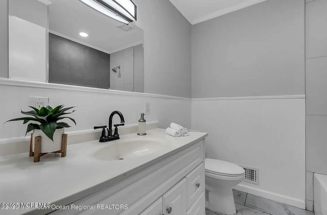 821 Bay Avenue, Toms River, NJ 08753