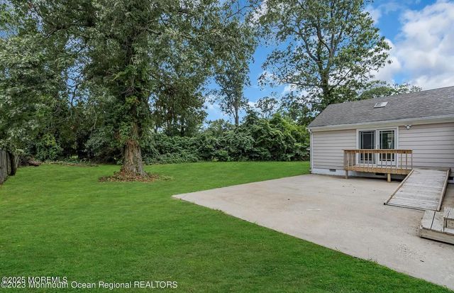 821 Bay Avenue, Toms River, NJ 08753