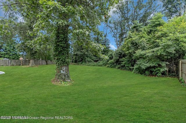 821 Bay Avenue, Toms River, NJ 08753