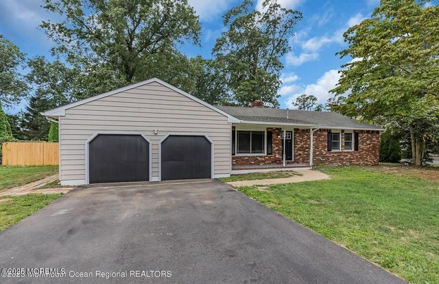 821 Bay Avenue, Toms River, NJ 08753