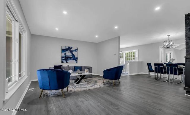 821 Bay Avenue, Toms River, NJ 08753