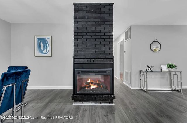 821 Bay Avenue, Toms River, NJ 08753