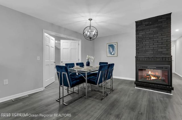 821 Bay Avenue, Toms River, NJ 08753