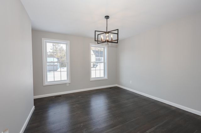 3 Pine Bluff, Derry, NH 03038