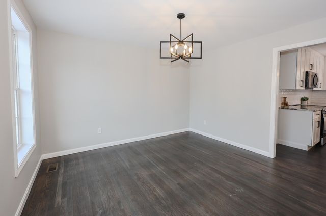 3 Pine Bluff, Derry, NH 03038