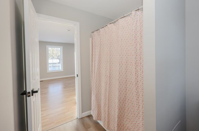 3 Pine Bluff, Derry, NH 03038