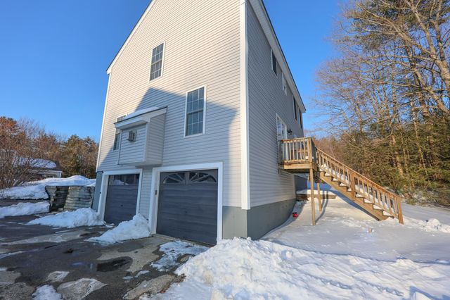 3 Pine Bluff, Derry, NH 03038