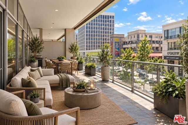 3785 Wilshire Boulevard 204, Los Angeles, CA 90010