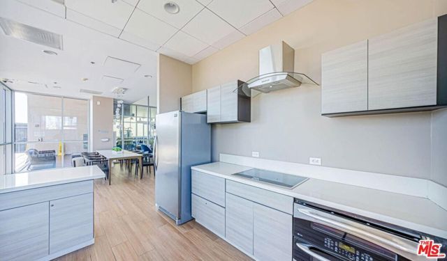 3785 Wilshire Boulevard 204, Los Angeles, CA 90010