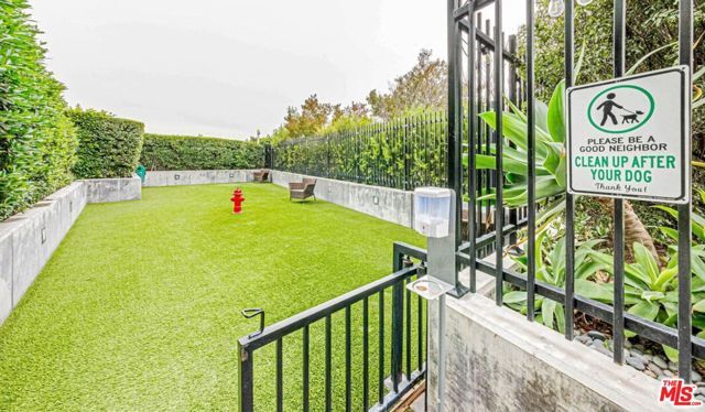 3785 Wilshire Boulevard 204, Los Angeles, CA 90010