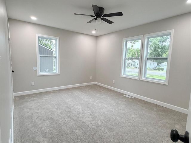 605 NE Douglas Street, Lee's Summit, MO 64063