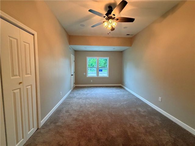 605 NE Douglas Street, Lee's Summit, MO 64063