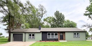 605 NE Douglas Street, Lee's Summit, MO 64063