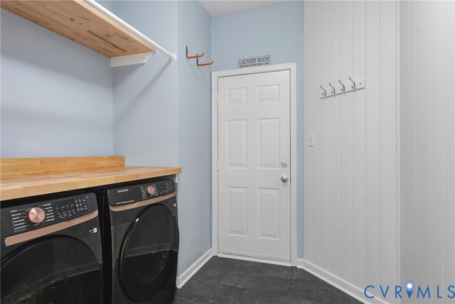 5317 Lemoore Dr, Glen Allen, VA 23059