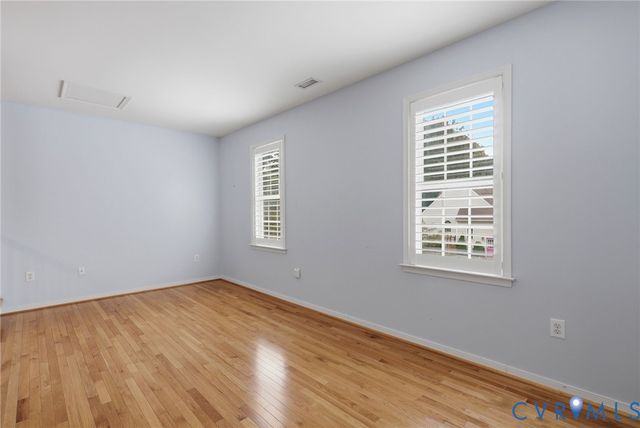5317 Lemoore Dr, Glen Allen, VA 23059