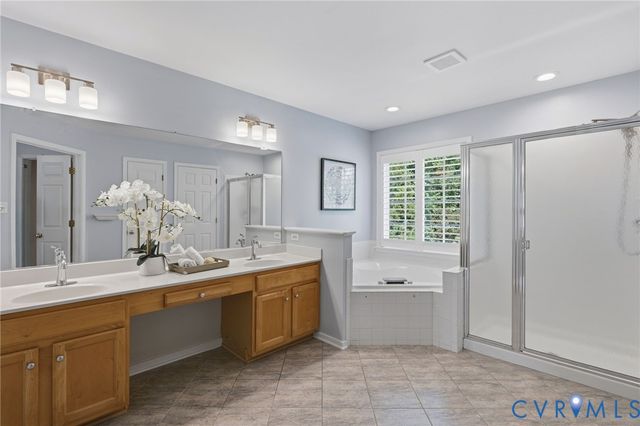 5317 Lemoore Dr, Glen Allen, VA 23059