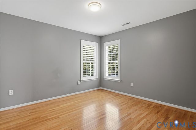 5317 Lemoore Dr, Glen Allen, VA 23059
