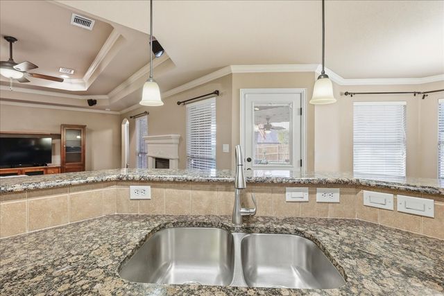 509 Zachary Drive, Weatherford, TX 76087