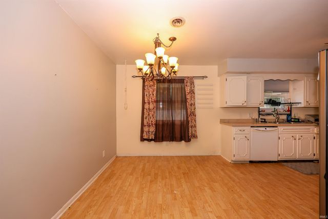 6625 Canby Drive, Fort Wayne, IN 46835