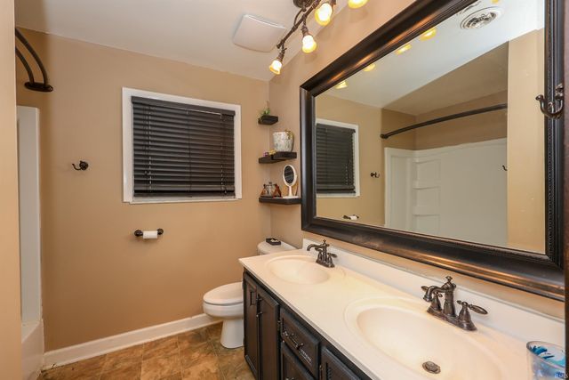 6625 Canby Drive, Fort Wayne, IN 46835