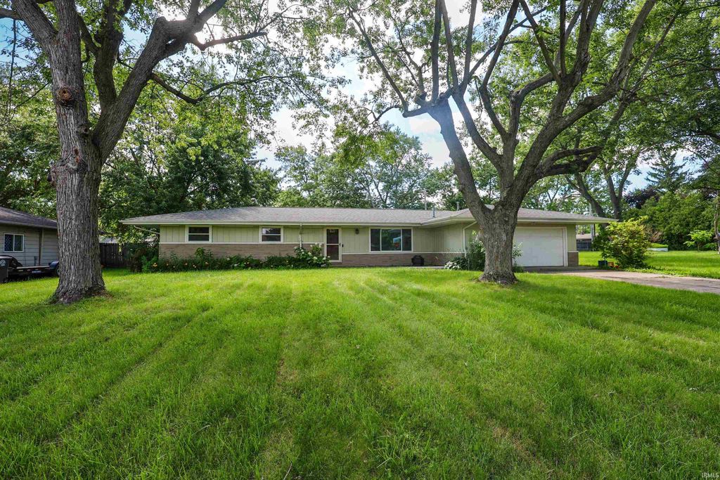 6625 Canby Drive, Fort Wayne, IN 46835