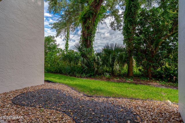 944 S Peninsula Dr Apt 108R, Daytona Beach, FL 32118