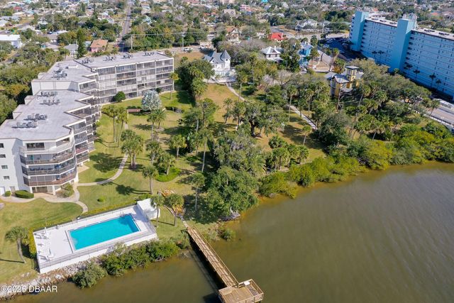 944 S Peninsula Dr Apt 108R, Daytona Beach, FL 32118