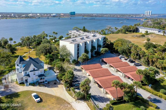 944 S Peninsula Dr Apt 108R, Daytona Beach, FL 32118