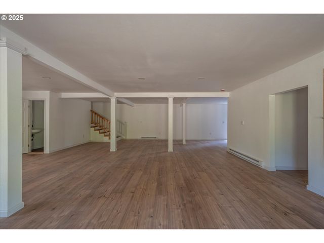 68964 WILDWOOD Rd, North Bend, OR 97459