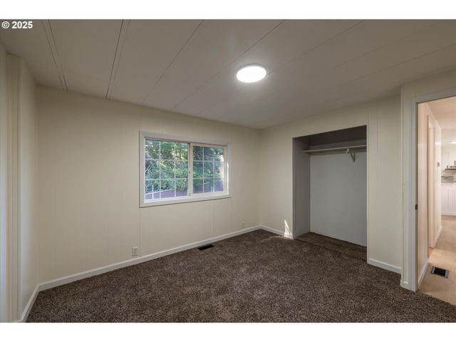 68964 WILDWOOD Rd, North Bend, OR 97459