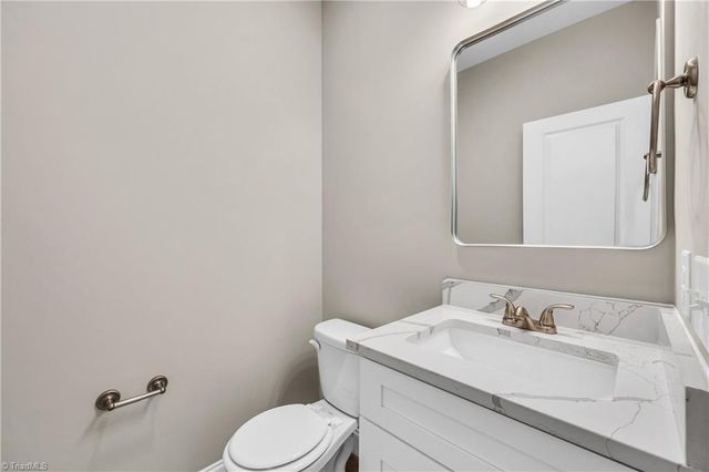 1333 Union Cross Road, Kernersville, NC 27284