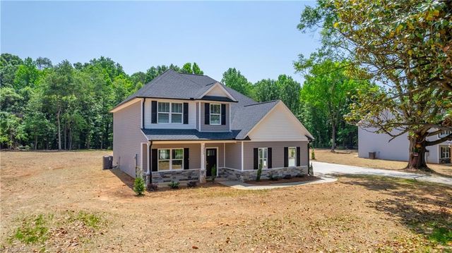 1333 Union Cross Road, Kernersville, NC 27284
