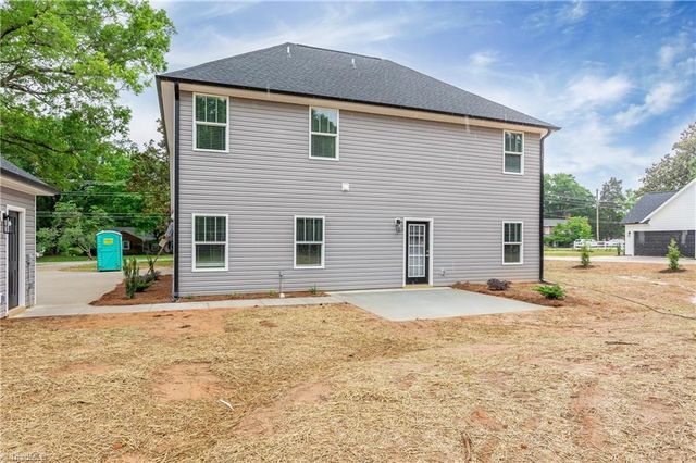 1333 Union Cross Road, Kernersville, NC 27284