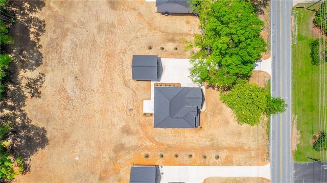 1333 Union Cross Road, Kernersville, NC 27284