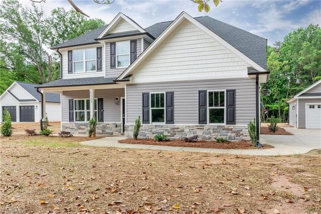 1333 Union Cross Road, Kernersville, NC 27284