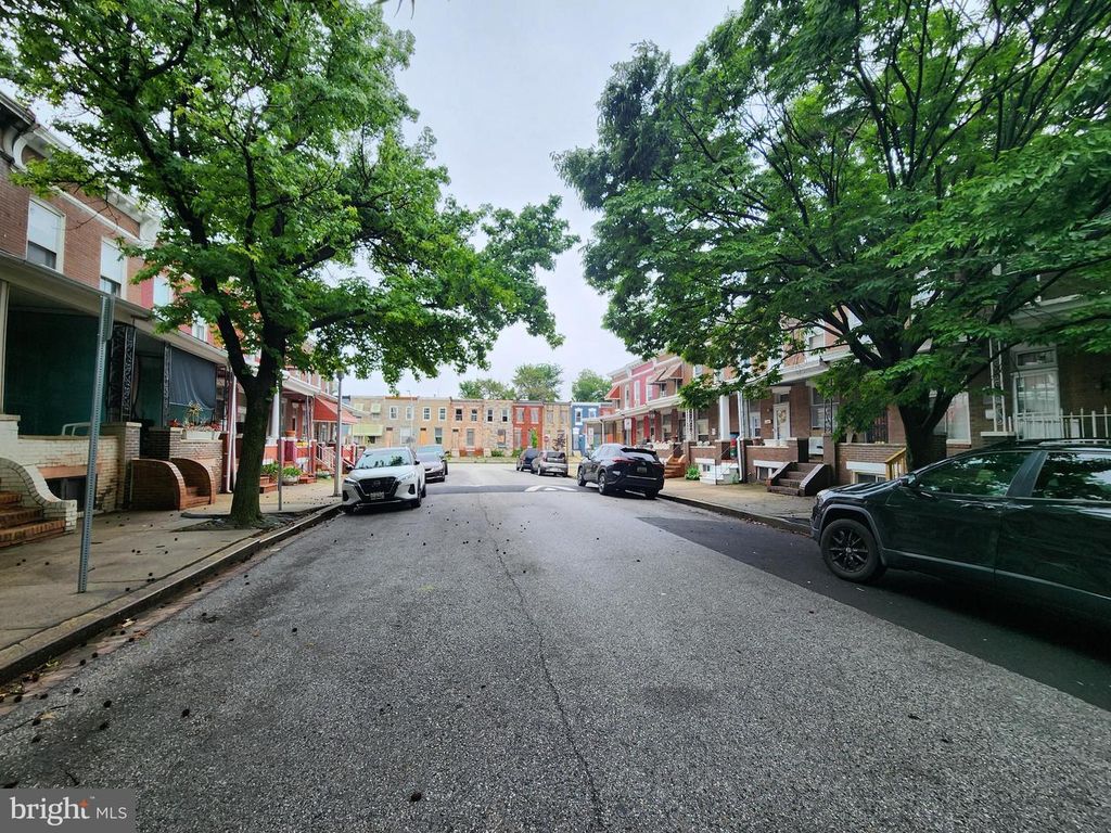 Image 22 of property listing at 2120 CLIFTWOOD AVE, Baltimore, MD 21213