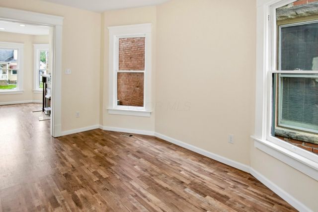 213 E Montgomery Street, Marietta, OH 45750