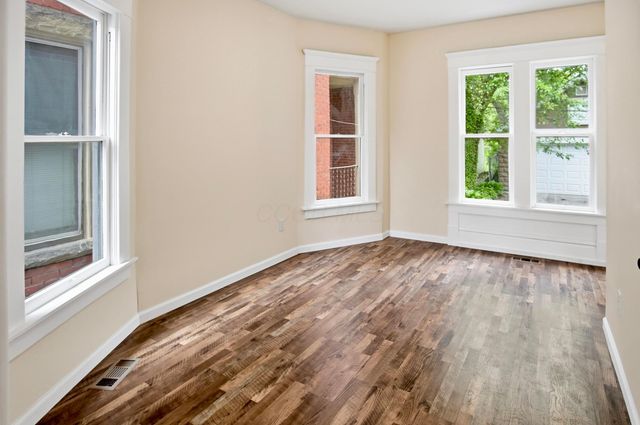 213 E Montgomery Street, Marietta, OH 45750