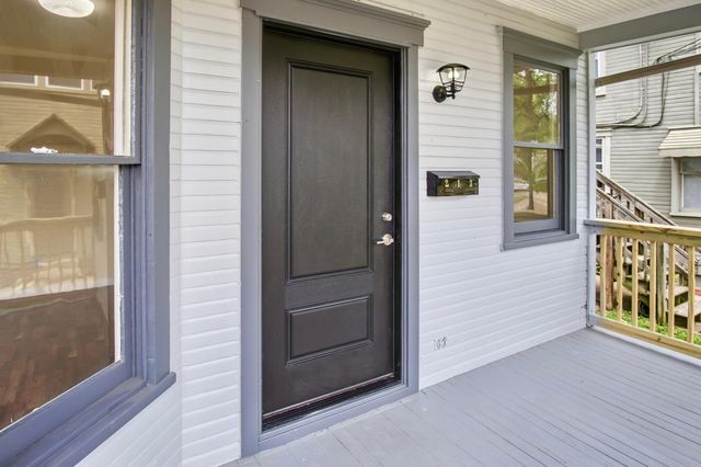 213 E Montgomery Street, Marietta, OH 45750