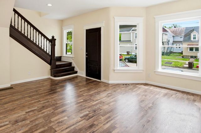 213 E Montgomery Street, Marietta, OH 45750