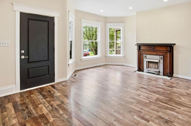 213 E Montgomery Street, Marietta, OH 45750