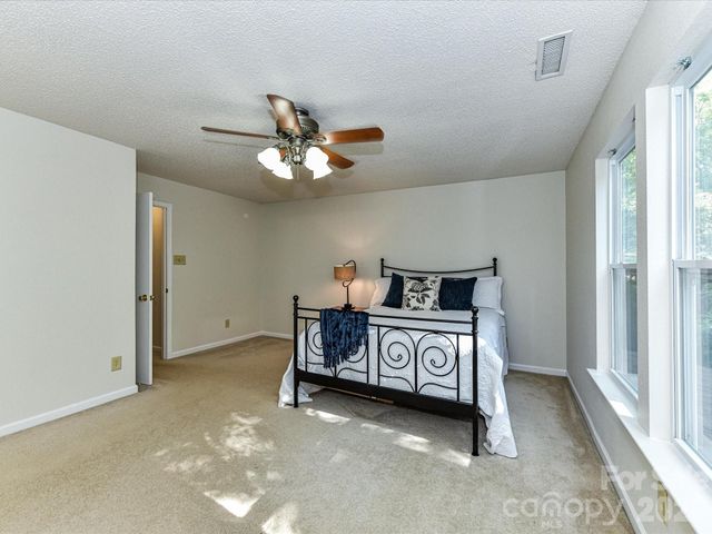 7144 Sycamore Grove Court, Charlotte, NC 28227