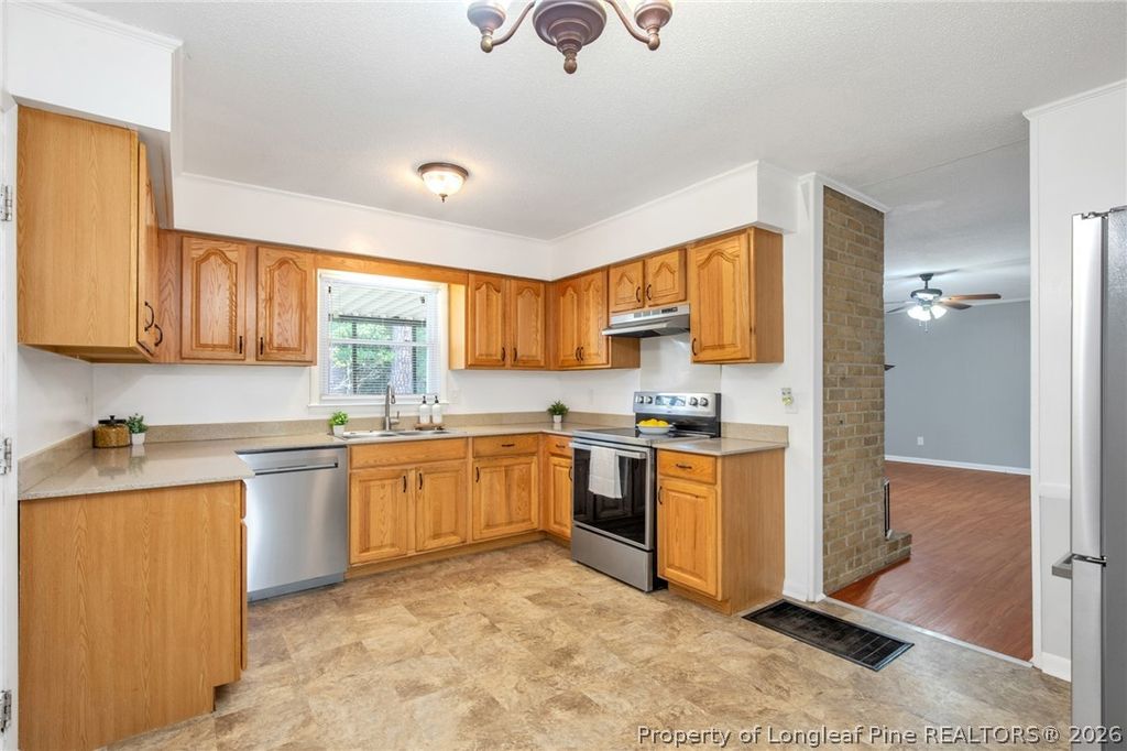 7110 Enfield Drive, Fayetteville, NC 28303 — photo 12