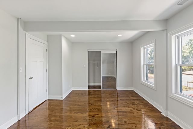 6640 S CHAMPLAIN Avenue, Chicago, IL 60637